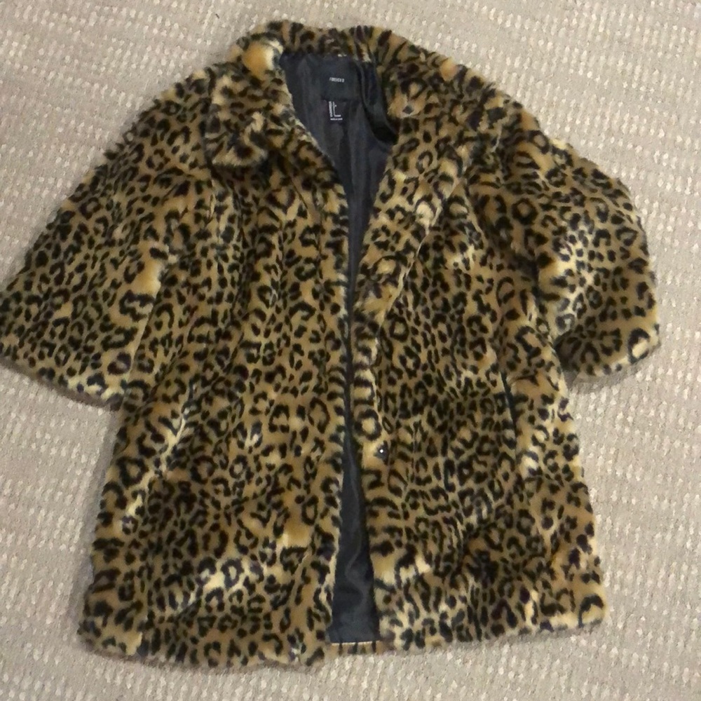3/4 sleeve Faux Leopard Coat